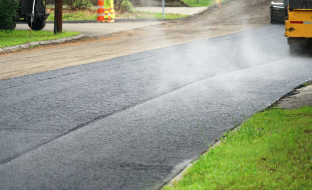 Best Driveway Paving Contractor  in Alum Creek, WV